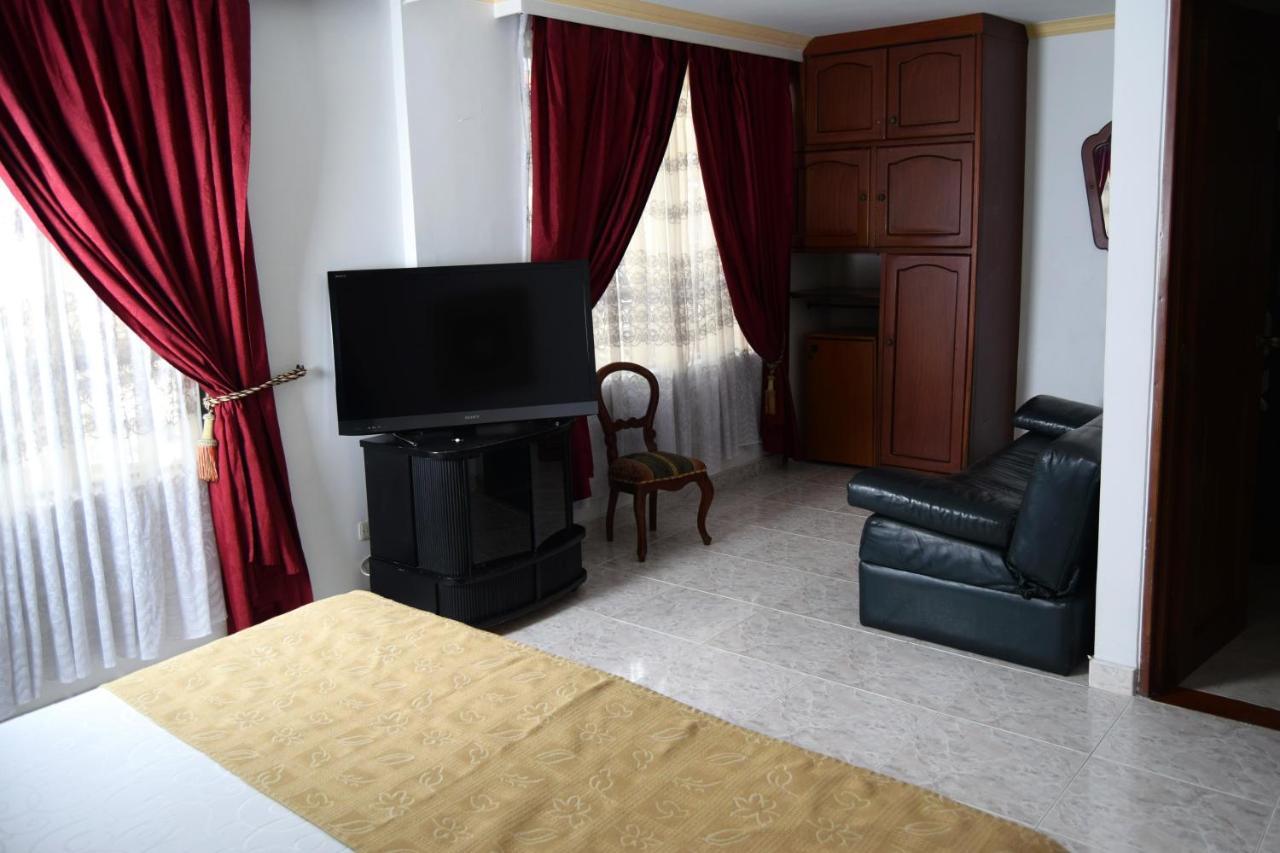 Hotel Bolivar Plaza Manizales Exterior photo