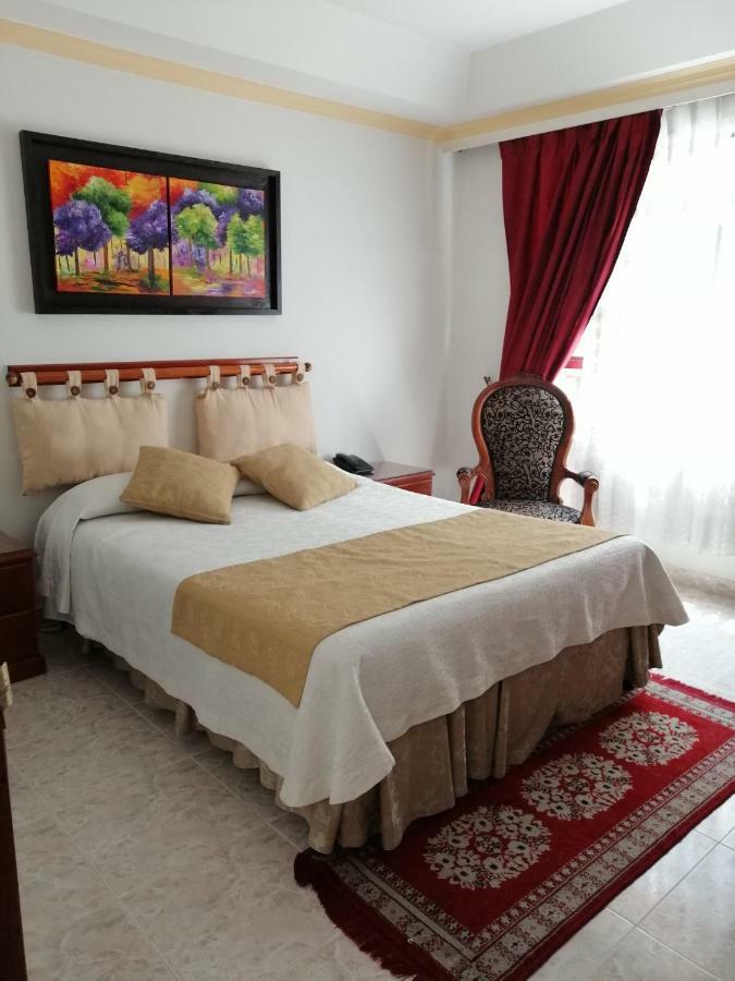 Hotel Bolivar Plaza Manizales Exterior photo