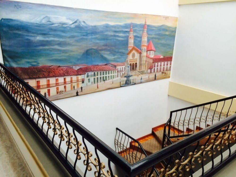 Hotel Bolivar Plaza Manizales Exterior photo